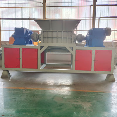 Schredder für das multifunktionale Recycling von Gummifolie, Gewebe, Holzschrott und Metall