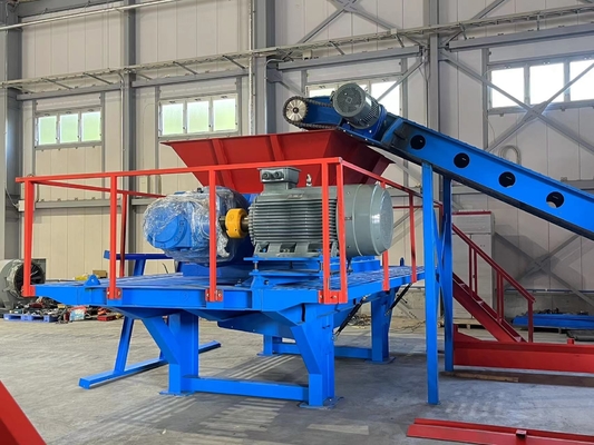 110kW Leistung Metall Stahlschrott und Eisen Schredder Maschine für zwei Wellen Schredding
