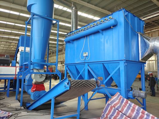 Industrielle Holzsaugestoffmachende Spaltmaschine mit 355 kW Leistung und 6000 kg Leistung