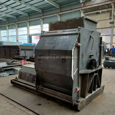 Holzschredder für Ecken und Paletten 2500*2800*1900mm 8000 KG Scheibenbrenner Maschine