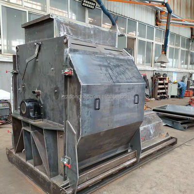 Holzschredder für Ecken und Paletten 2500*2800*1900mm 8000 KG Scheibenbrenner Maschine