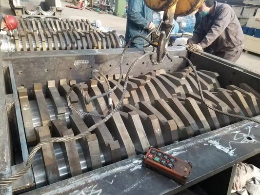 90KW Holz/Metall/Kautschuk/Kunststoff/Karton Schredder-Maschine mit Kammer Box Messer Klinge