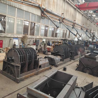 Wassertropf-Kremser für das Brechen von Holzsplittern mit Hammer-Typ